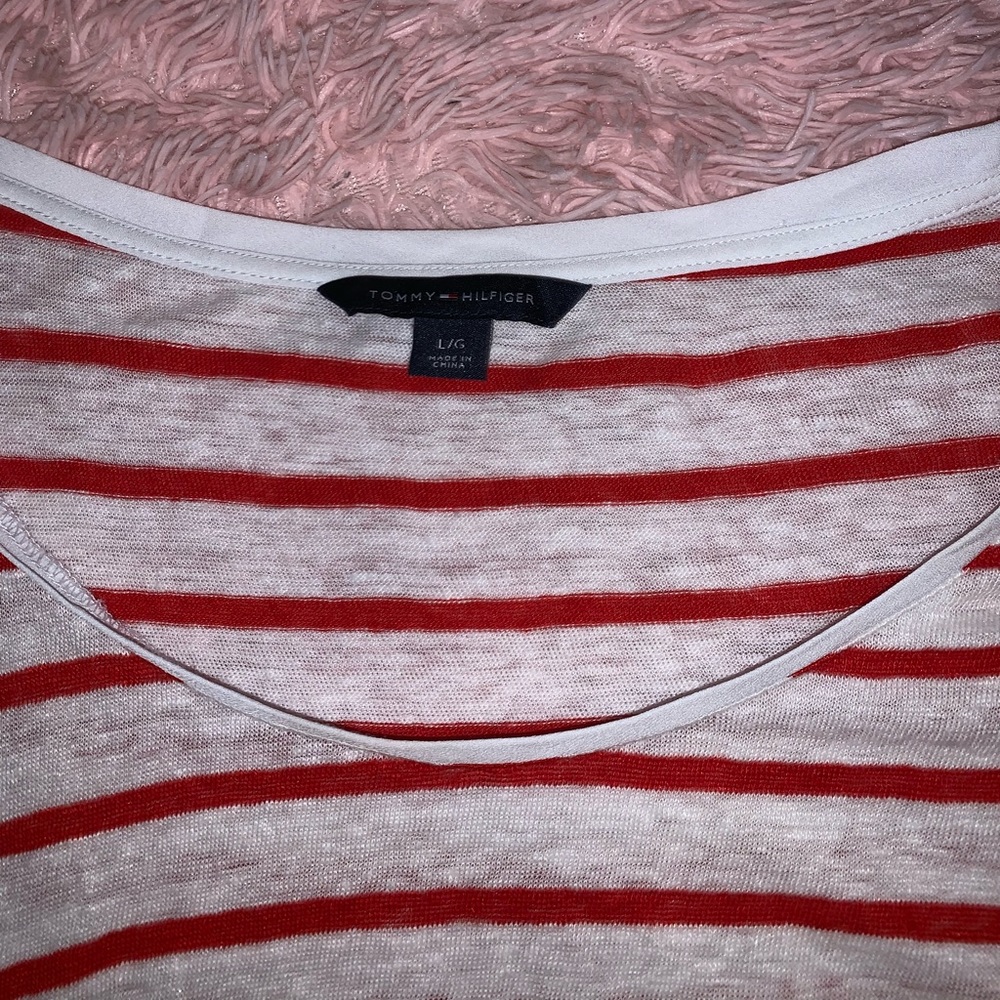💙RED & WHITE - Picture 2 of 2
